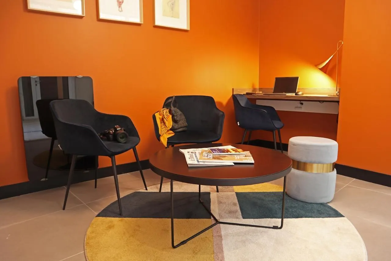 Hotel Timhotel Le Louvre Parigi