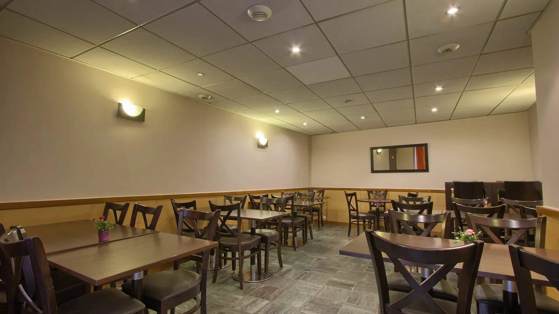 Timhotel Le Louvre Parigi 3*,