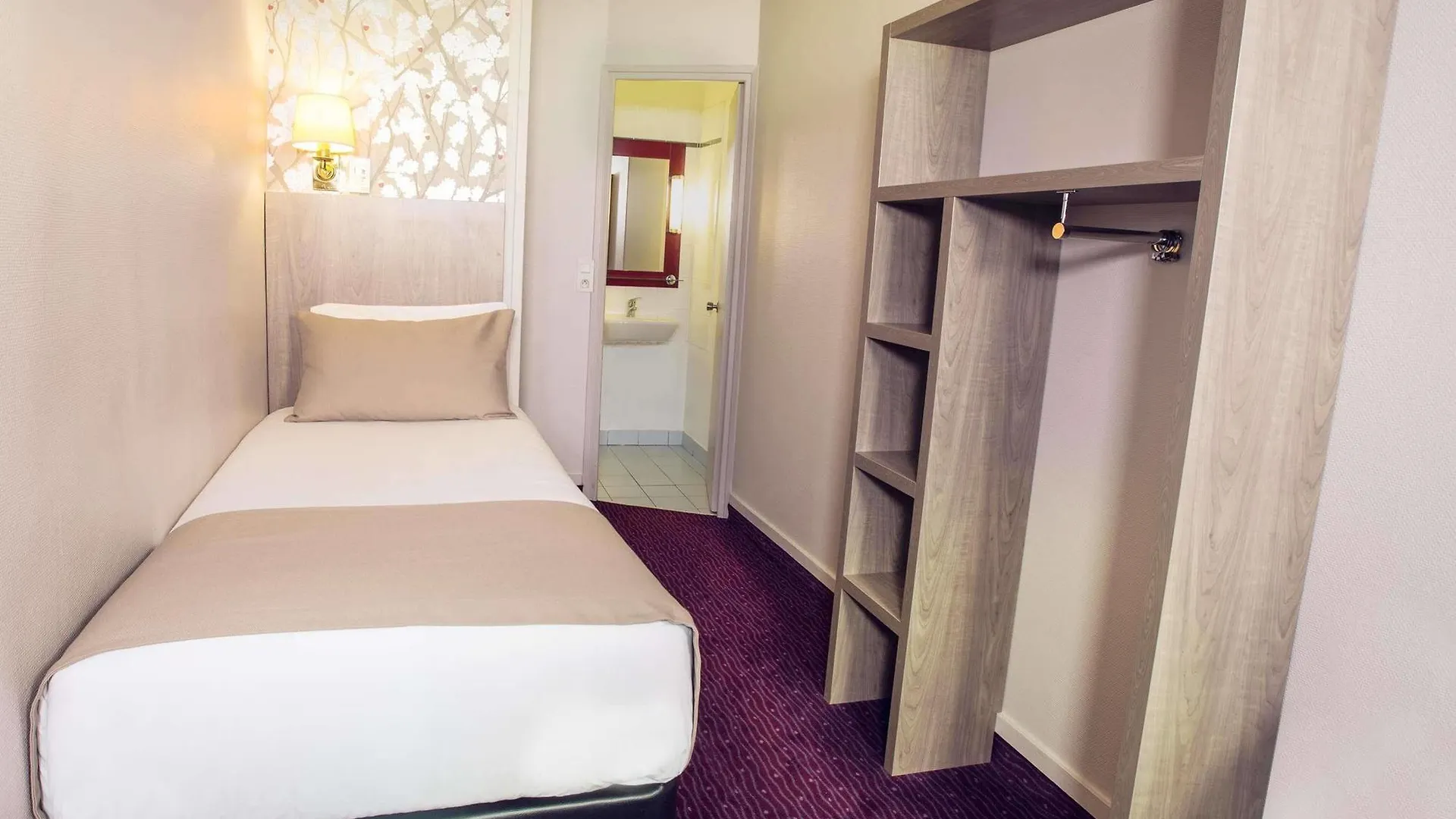 Timhotel Le Louvre Paryż