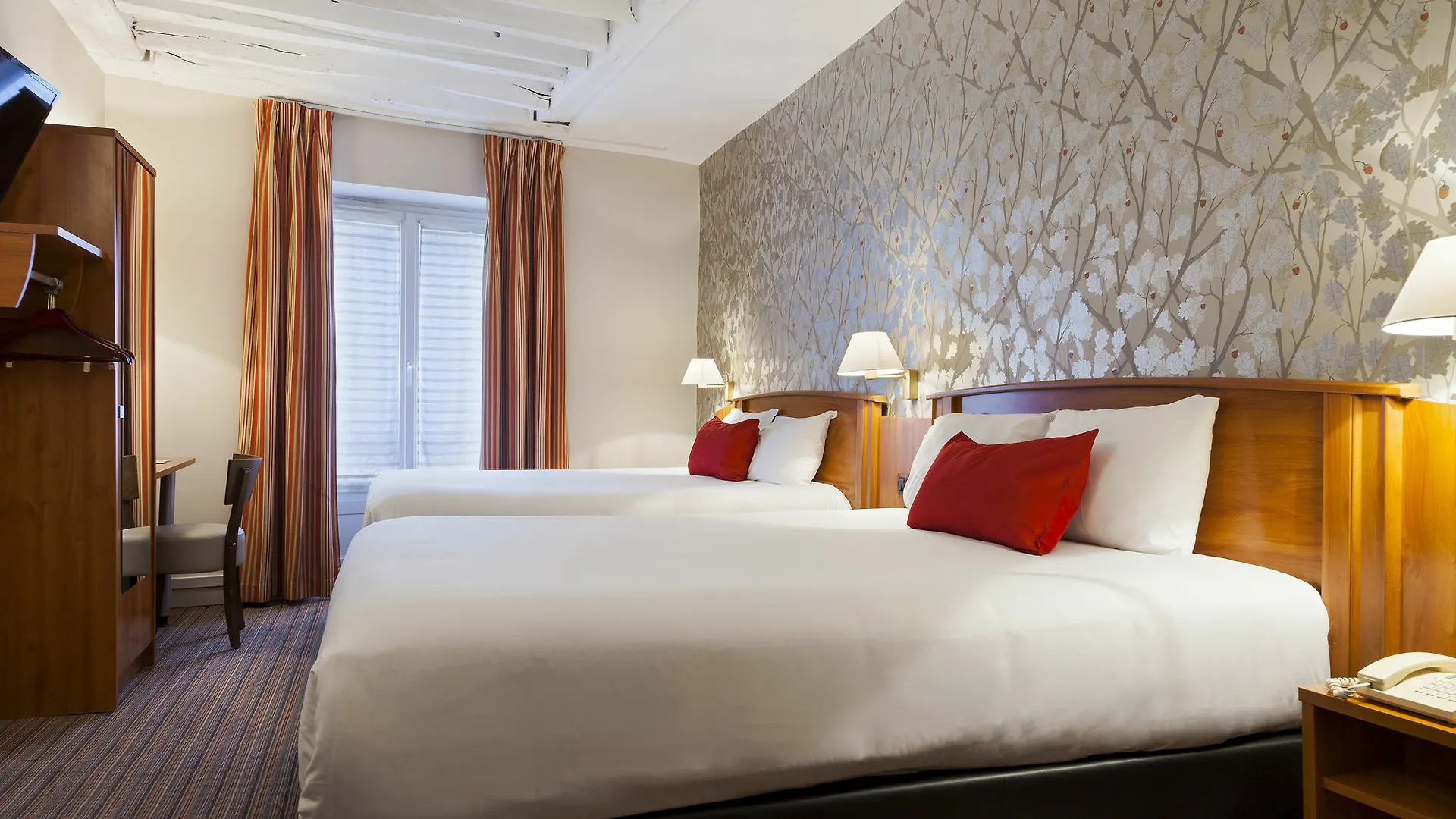 *** Hotel Timhotel Le Louvre Paryż Francja